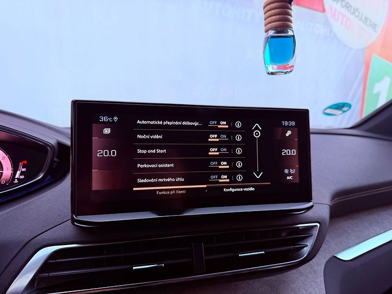 Peugeot 5008 1.6 PureTech GTLine Aut., ČR - fotka 25 z 34