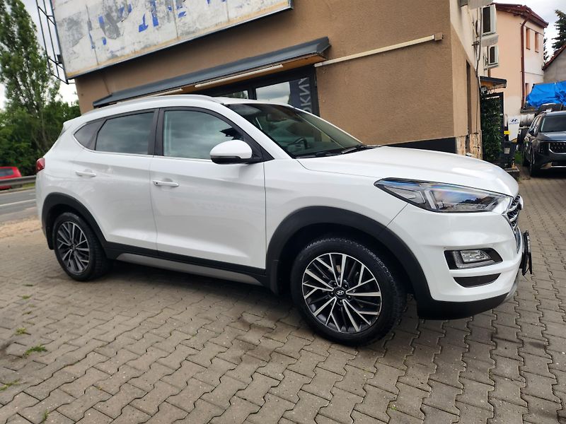 Hyundai Tucson 1.6-4x4-NAVI-KAMERA - fotka 7 z 20
