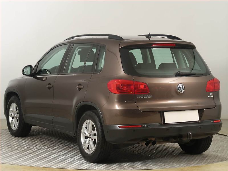 Volkswagen Tiguan (2015) 2.0 TDI, ČR,1.maj, Tempomat - fotka 4 z 17