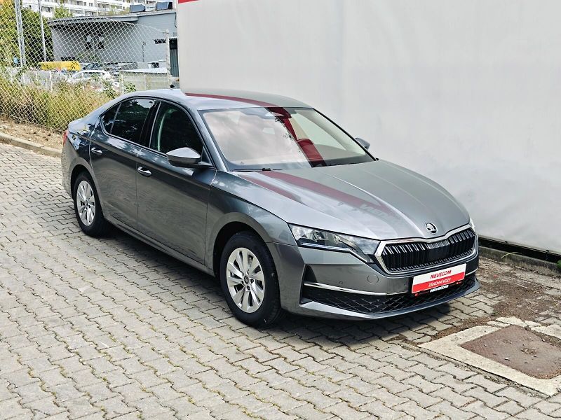 Škoda Octavia (2025) 1,5 TSI 110 kW Selection - fotka 5 z 40