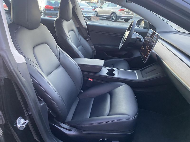 Tesla Model 3 REFRESH - ZÁRUKA TESLA MATRIX - fotka 30 z 35