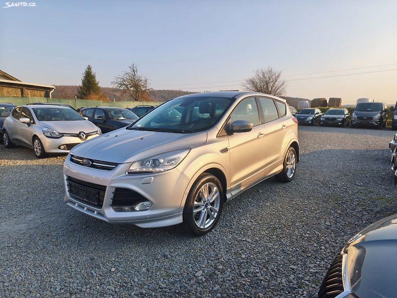 Ford Kuga (2016) - fotka 2 z 39