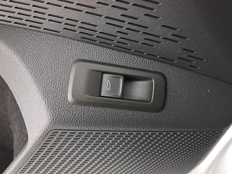 Škoda Octavia (2023) RS 2.0 TSI - fotka 22 z 25