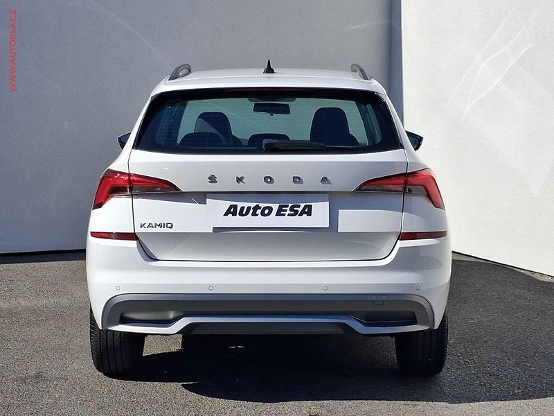 Škoda Kamiq (2021) 1.0 TSI, 2.maj,ČR, AC, temp - fotka 5 z 17