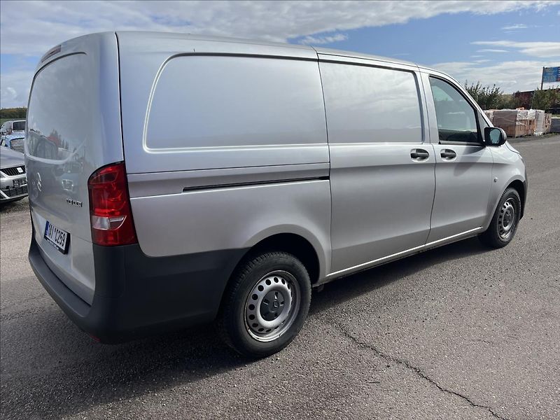 Mercedes-Benz Vito 1,8 110CDi LONG KLIMA ČR1M DPH - fotka 5 z 36