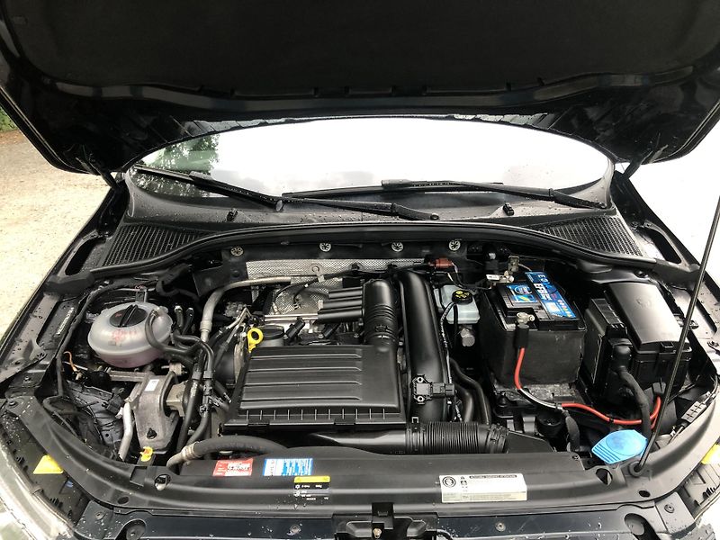 Škoda Octavia (2016) 1.4 TSI 110 KW NAVI ALU 17  - fotka 17 z 17