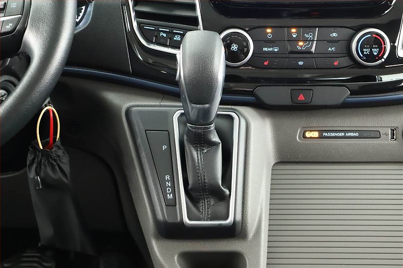 Ford Tourneo Custom (2022) Active 2.0 EcoBlue, DPH - fotka 14 z 20
