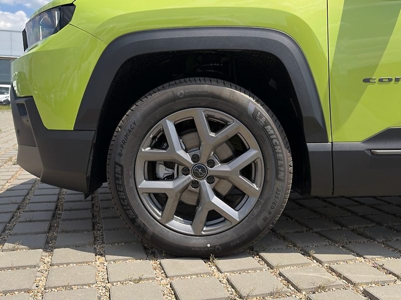 Jeep Compass (2026) First Edition e-Hybrid 145k - fotka 12 z 23