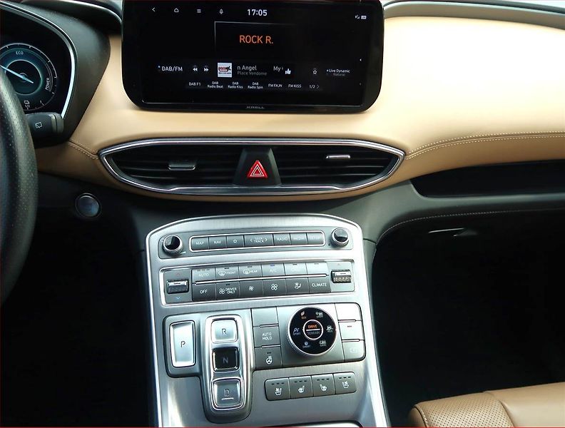Hyundai Santa Fe (2021) Hybrid - fotka 12 z 17
