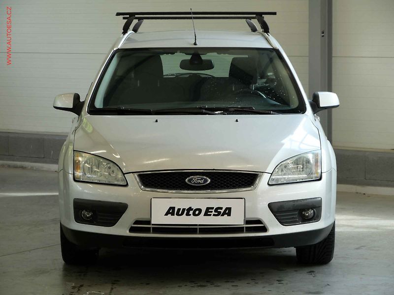 Ford Focus (2006) 1.8TDCi, AC, temp - fotka 2 z 20