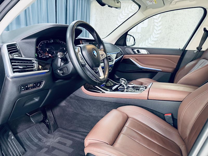 BMW X7 (2021) 4.0d*xDrive*NEZ.TOP*TAŽ*LASER  - fotka 15 z 47