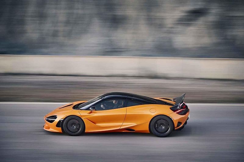 McLaren 750S