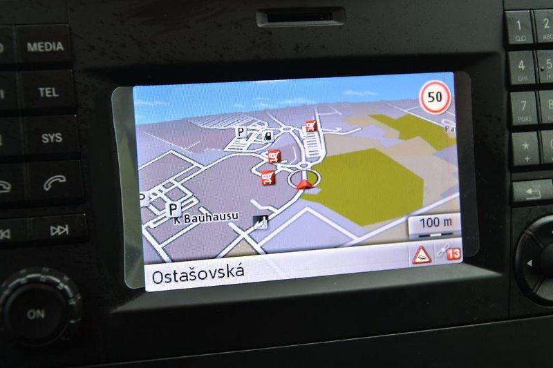 Mercedes-Benz Vito  7G automat najeto 25 t. km  - fotka 15 z 39