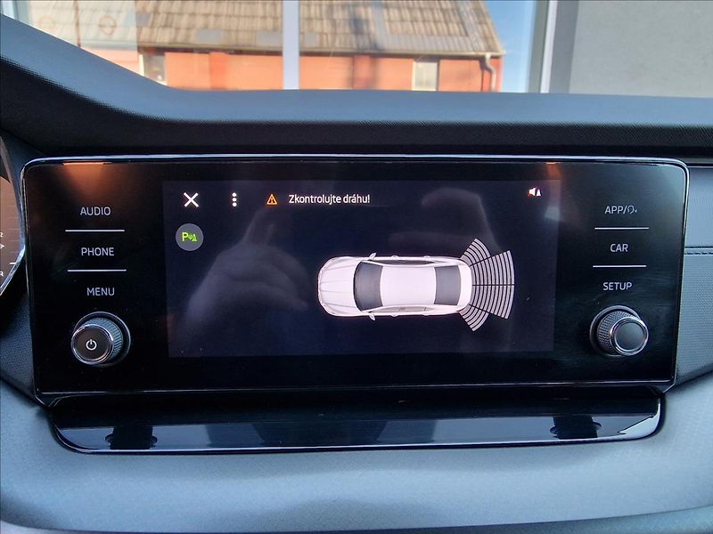 Škoda Octavia 2.0 TDI DSG,REZERVACE - fotka 27 z 50