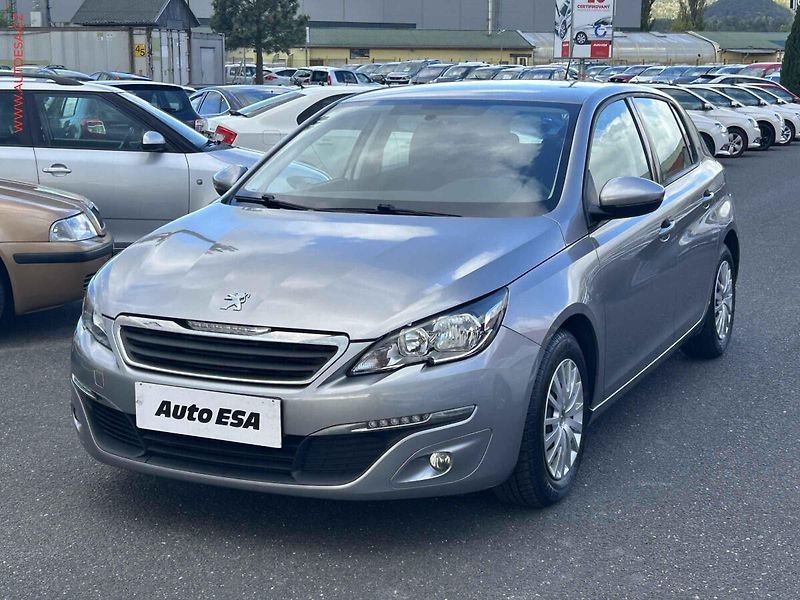Peugeot 308 (2015) 1.2 PT, 1.maj,ČR, Access - fotka 3 z 15