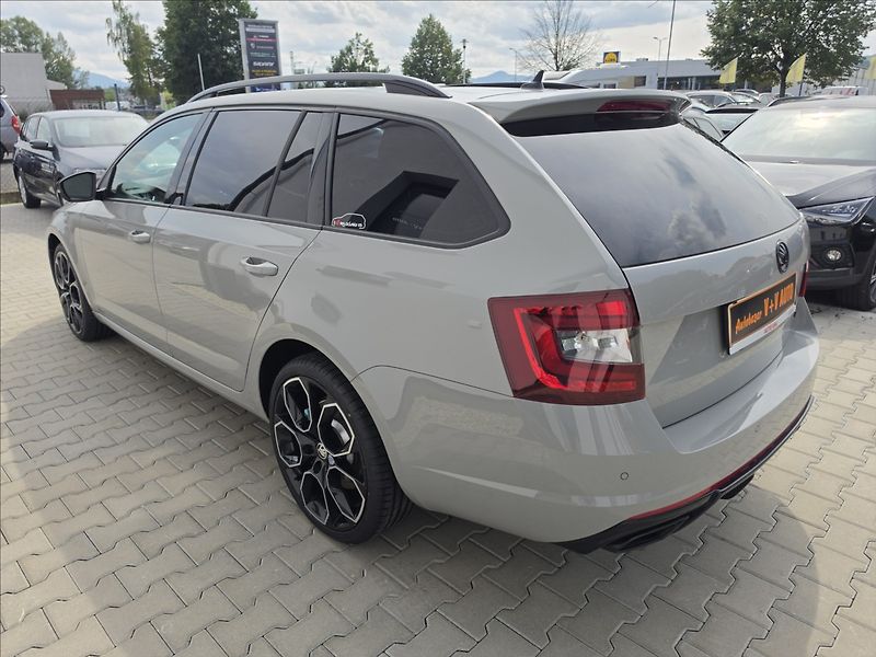 Škoda Octavia III 2,0 TSi 180KW RS Panorama - fotka 8 z 44
