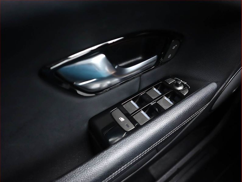 Land Rover Range Rover Evoque (2017) TD4, 4X4, Automat, Kůže, Navi - fotka 21 z 23