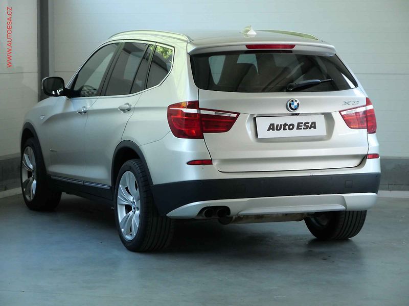 BMW X3 (2012) 3.0d xDrive 30d, 2.maj,ČR - fotka 6 z 24