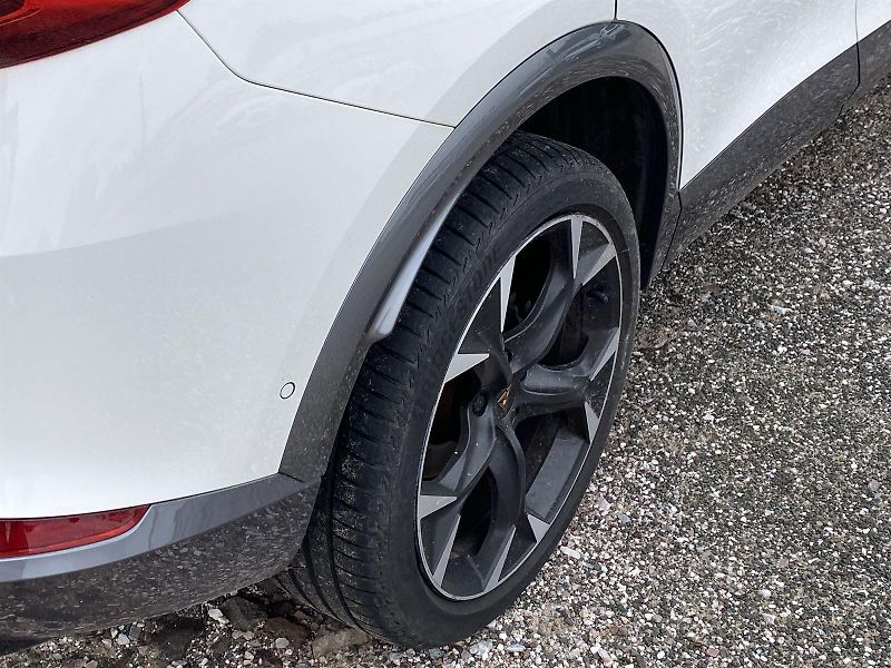 Cupra Formentor (2024) 2,0 TSI 4Drive DSG - fotka 31 z 36