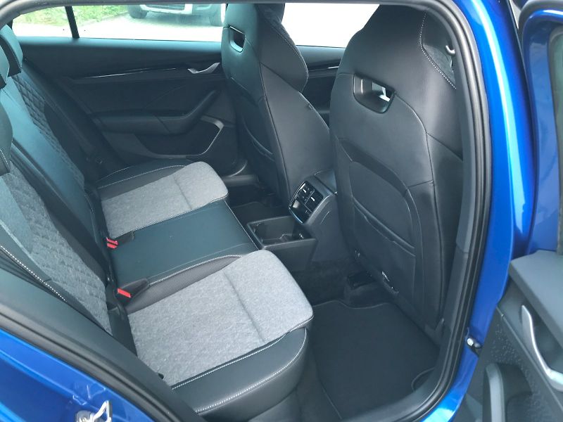 Škoda Octavia (2025) COMBI SPORTLINE 2,0 TDI 110 KW - fotka 12 z 28