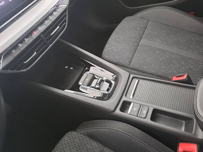 Škoda Octavia (2023) Combi 2.0 TDI (110kW/150k) DSG - fotka 13 z 28