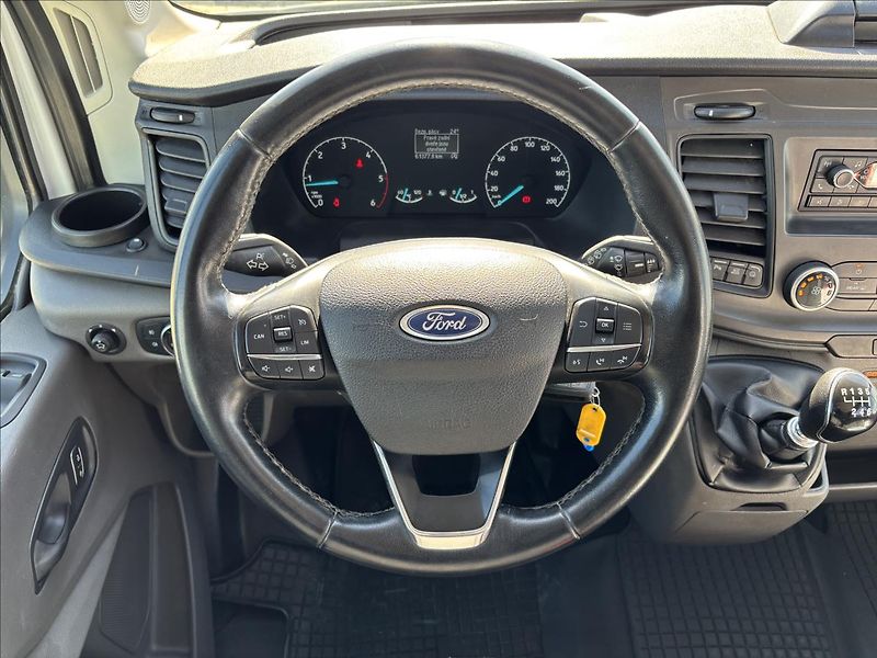 Ford Transit 2,0 mHEV 96kW L3 Kombi Van DPH - fotka 19 z 36