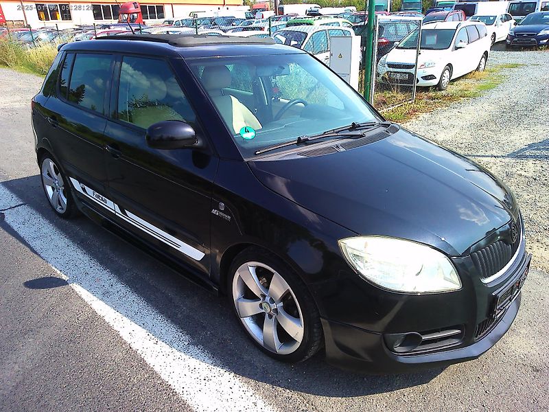 Škoda Fabia (2008) 1.9 TDi, 77 kW, kabriolet - fotka 7 z 34