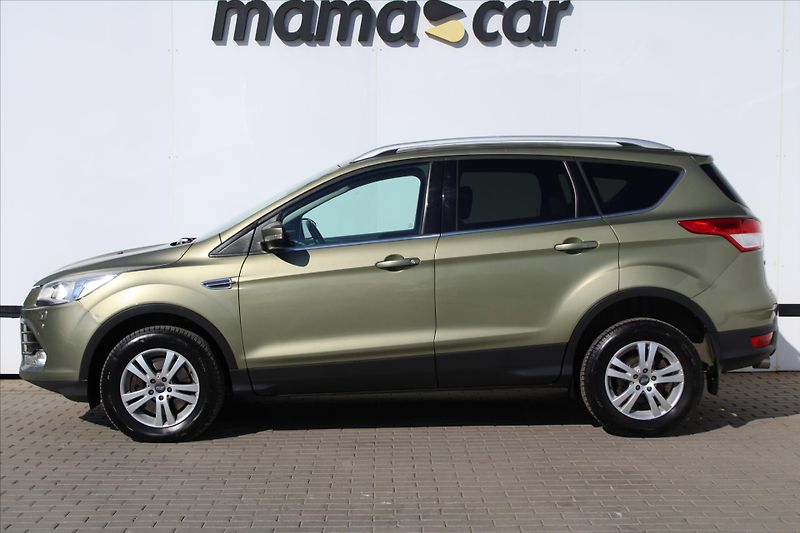 Ford Kuga 2.0TDCi TITANIUM 4X4 PANORAMA - fotka 4 z 24