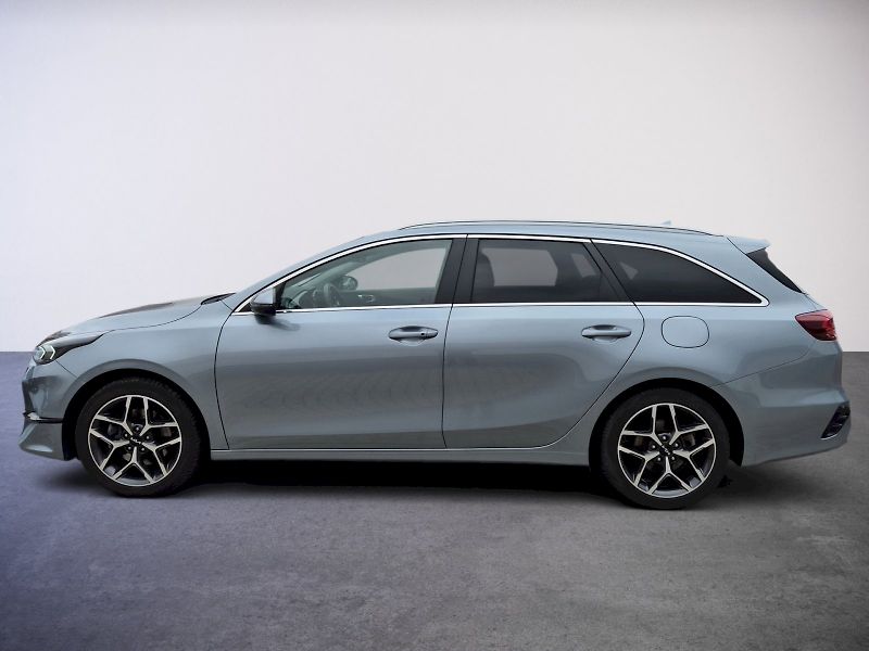 Kia Ceed (2025) SW TOP+Busines 1.5TGD-i 103kW - fotka 3 z 35