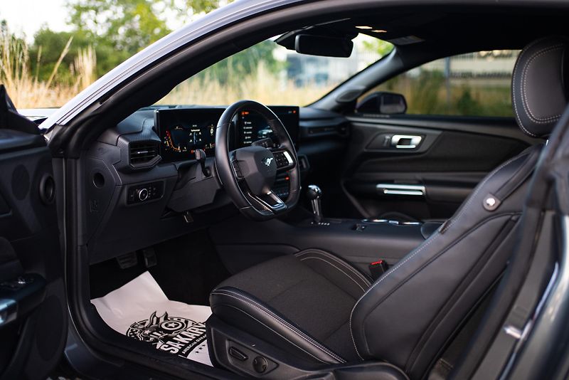 Ford Mustang (2024) GT 5.0 V8 DPH - fotka 15 z 22