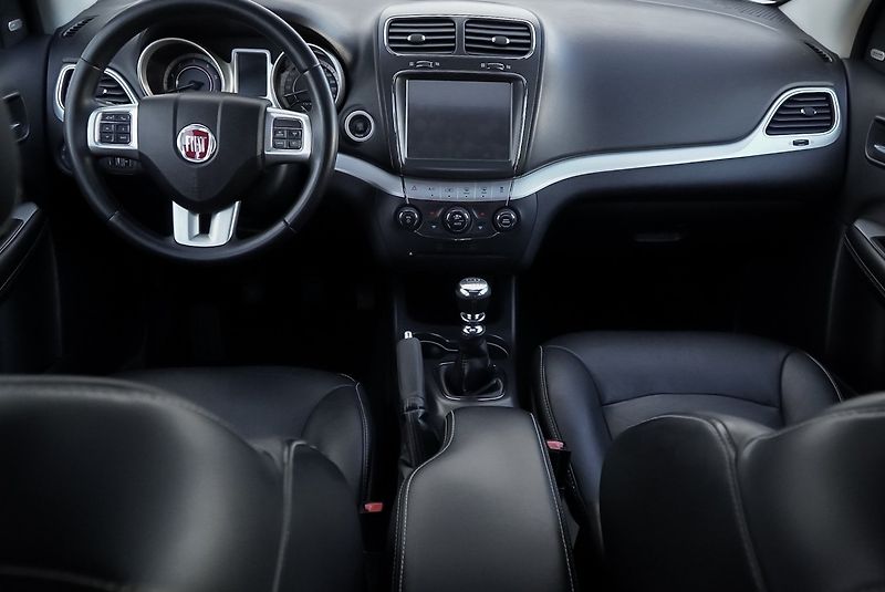 Fiat Freemont 2.0 Multijet LOUNGE - fotka 18 z 43