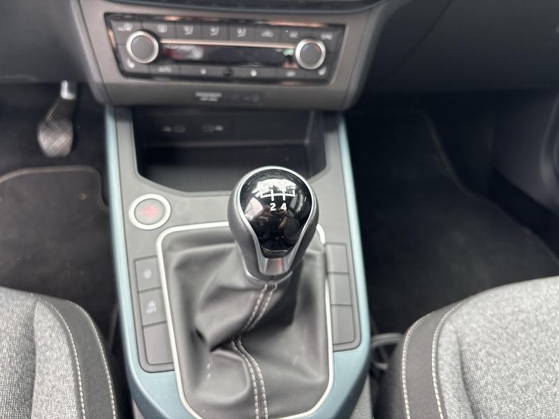 Seat Arona (2023)  Xperience 1.0 TSI (70 kW) MAN - fotka 14 z 17