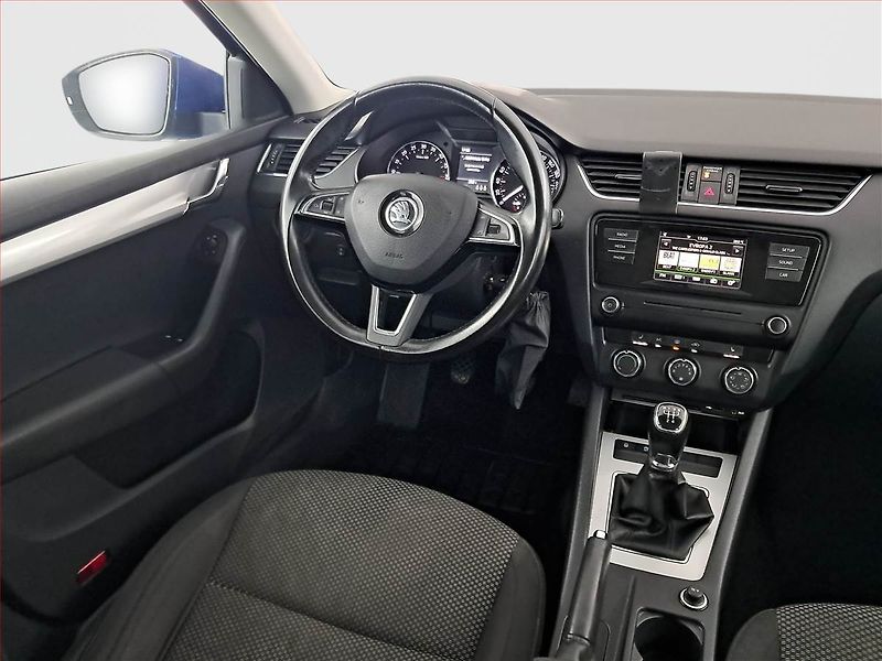 Škoda Octavia (2016) Ambition 1.6 TDI, Tempomat - fotka 7 z 16