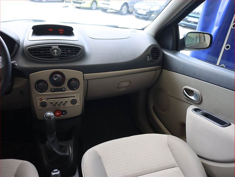 Renault Clio (2009) 1.2 TCe, Serv.kniha - fotka 8 z 14