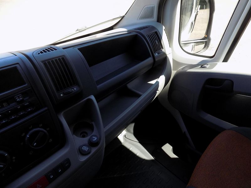 Fiat Ducato (2011) 2,3 88KW 3STR.SKLÁPĚČ 7 MIST - fotka 22 z 52