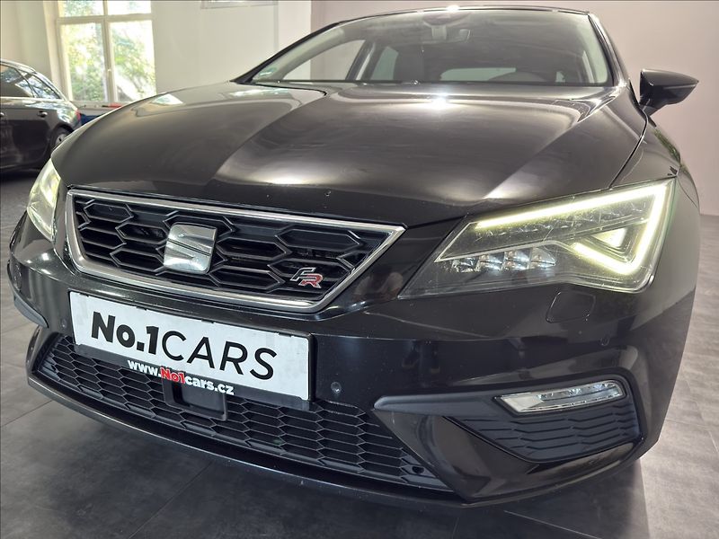 Seat Leon 2,0   TDI FR 110KW VIRTUAL ACC - fotka 37 z 42