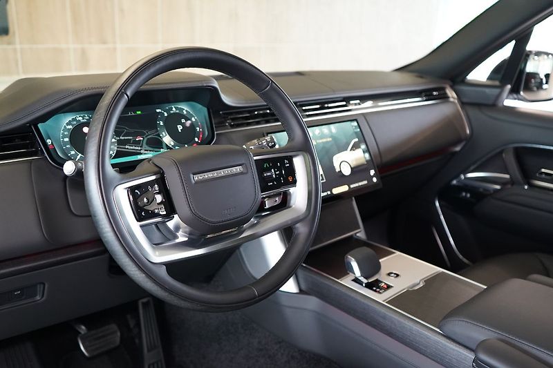 Land Rover Range Rover P530 Autobiography, MERIDIAN - fotka 18 z 50