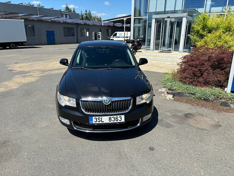 Škoda Superb II 2,0TDi - fotka 3 z 18