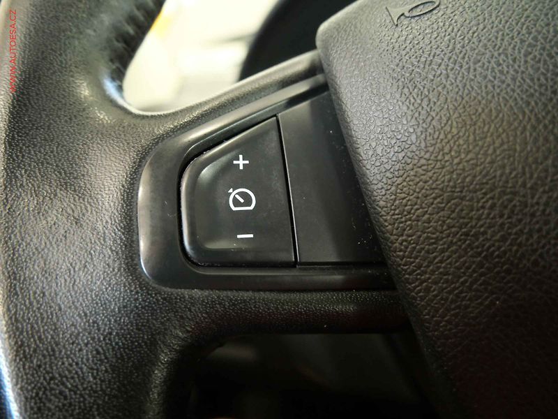 Renault Mégane (2009) 1.6i, ČR, AC, temp - fotka 15 z 22