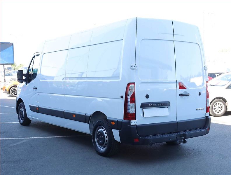 Renault Master (2024) 2.3 dCi 150, L3H2, 12m3, 1.0t - fotka 4 z 16