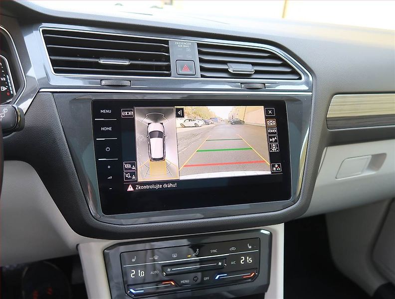 Volkswagen Tiguan (2023) Elegance 2.0 TDI, digi klima - fotka 22 z 32