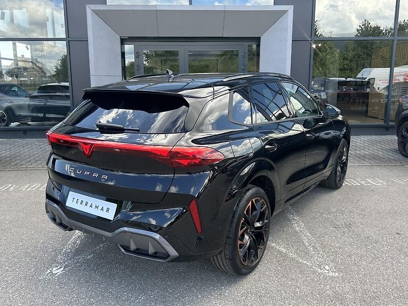 Cupra Terramar (2026) 2.0 TSI 195kW 4WD DSG - fotka 2 z 7