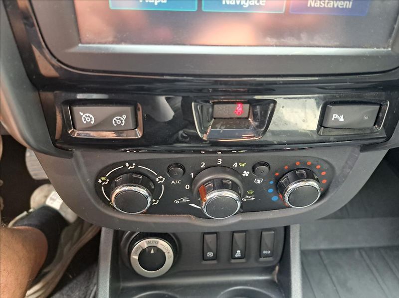 Dacia Duster 1,5 dCi Black edition - fotka 31 z 48
