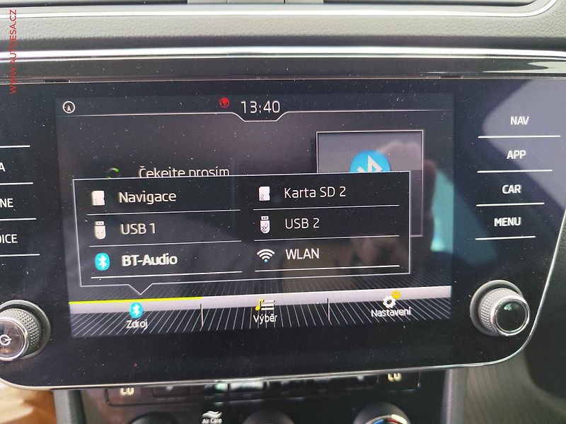 Škoda Superb (2020) 2.0TDi, ČR, DSG, LED, kamera - fotka 13 z 31