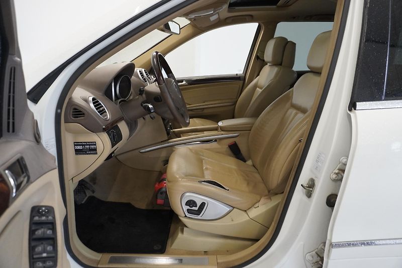 Mercedes-Benz GL 420 CDI 225kW,7MÍST,TOP VÝBAVA - fotka 11 z 32