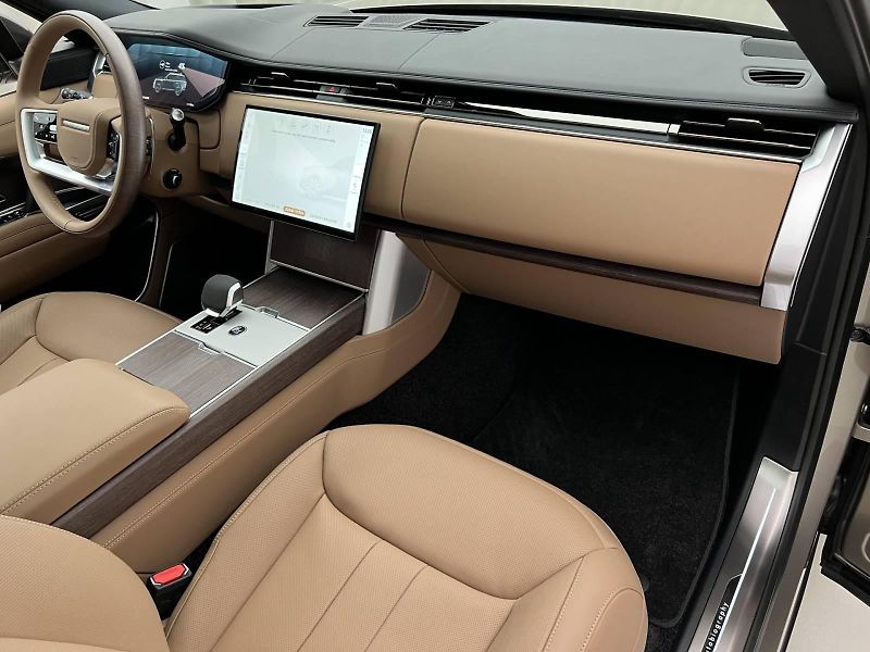 Land Rover Range Rover P460e AUTOBIOGRAPHY REZERVACE - fotka 20 z 61