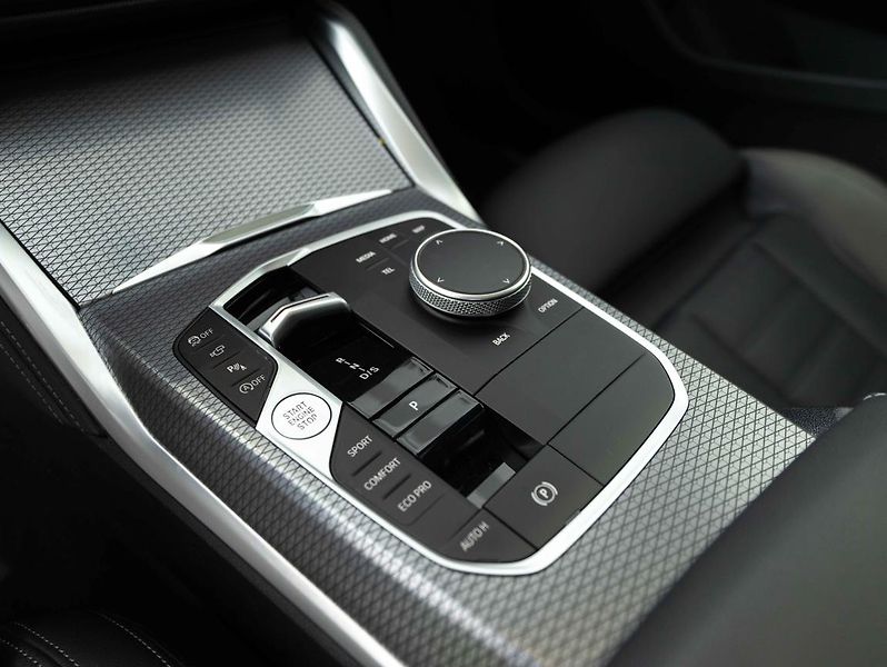 BMW Řada 4 M440i xDrive Gran Coupé - fotka 17 z 22