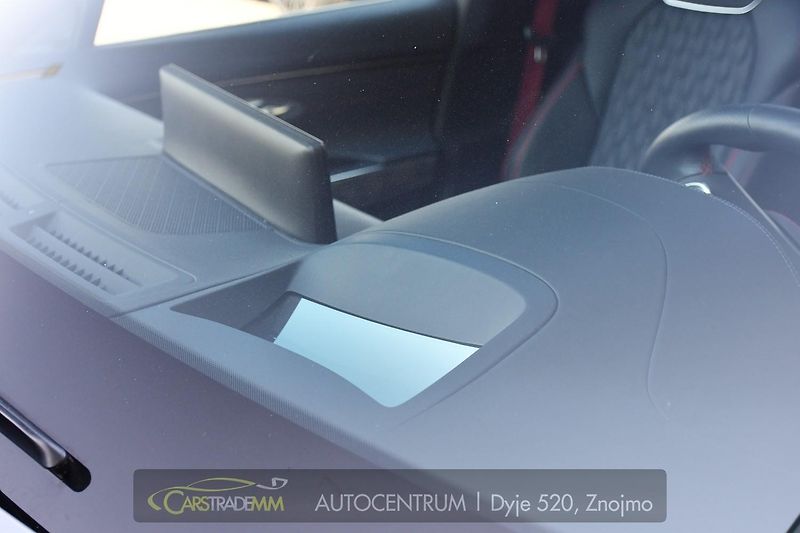 Genesis GV70 2.2CRDi AWD SPORT ZÁRUKA - fotka 55 z 59