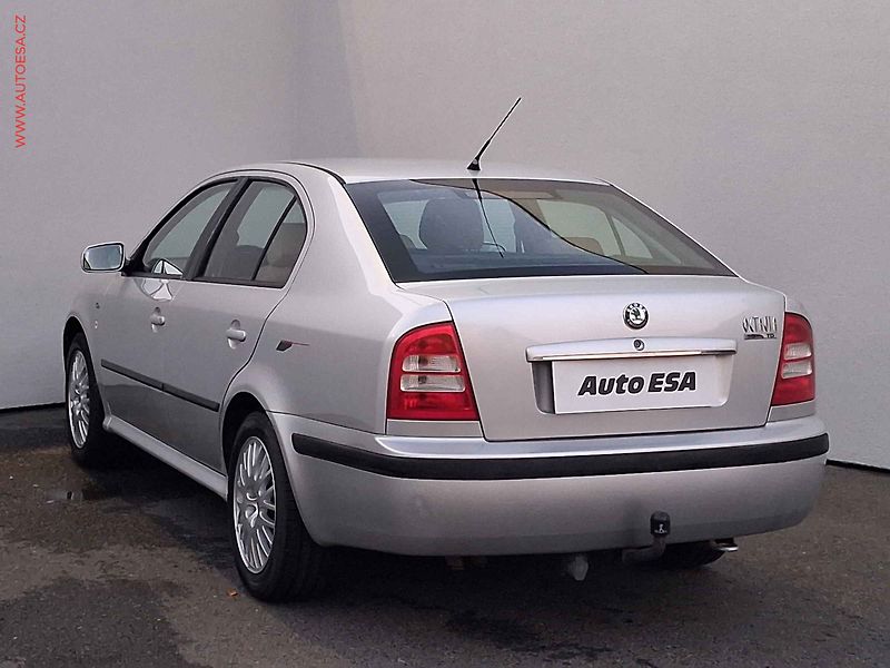 Škoda Octavia (2001) 1.9TDi, 2.maj,ČR, servis - fotka 6 z 16