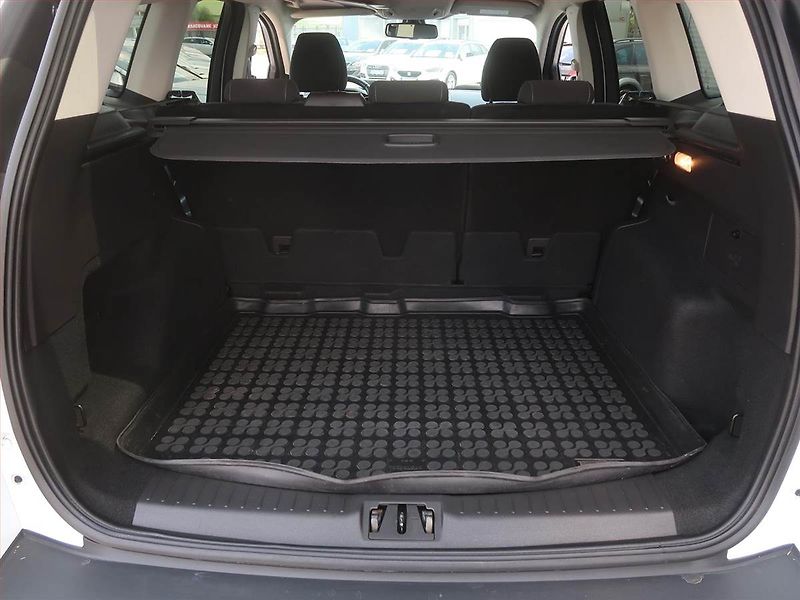 Ford Kuga (2019) 1.5 TDCi, Serv.kniha, Navi - fotka 14 z 17